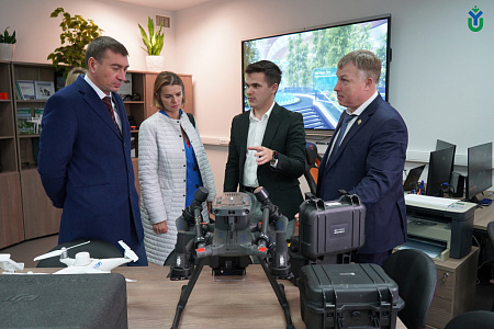 Presentation of the Ecosystem Geoinformatics Lab