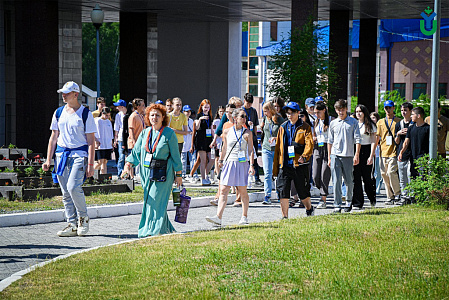 Compatriots from 12 countries visited YuSU
