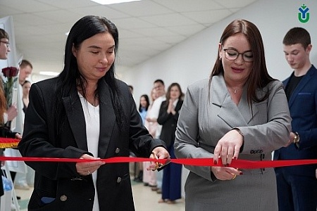 A modern coworking space created by students has opened at YSU